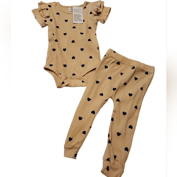 Baby Girls Lot Of Clothes 12-24 Months - Picture 5 of 5